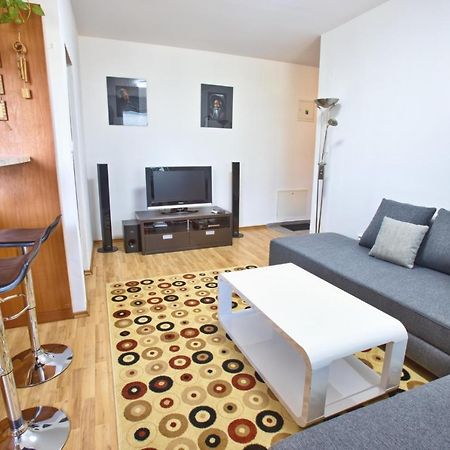 Apartman Hugo Veľký Slavkov Exterior foto