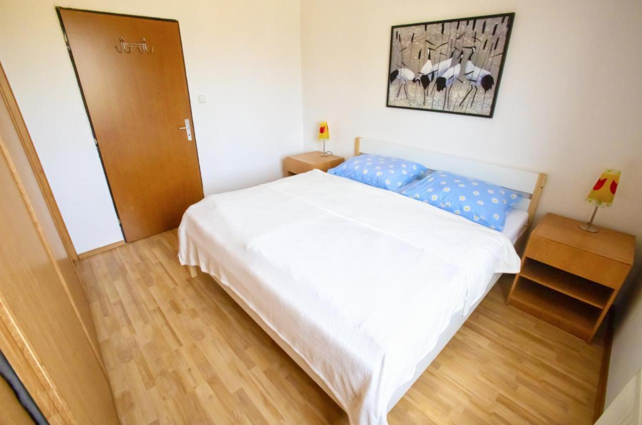 Apartman Hugo Veľký Slavkov Exterior foto