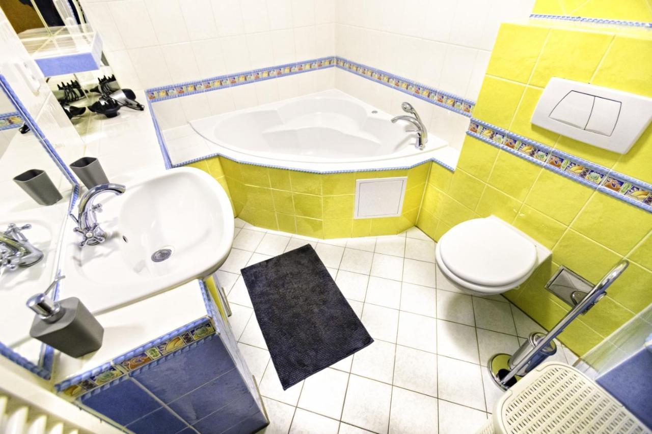 Apartman Hugo Veľký Slavkov Exterior foto