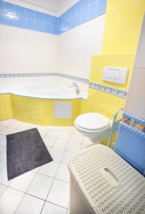 Apartman Hugo Veľký Slavkov Exterior foto